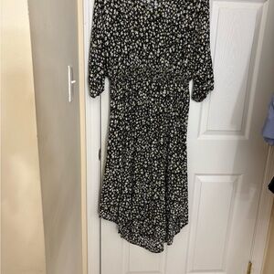 Time and Tru Black and White Puff Sleeve Sundress